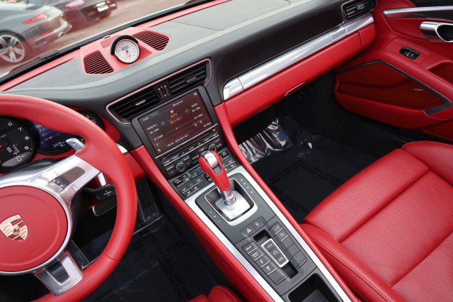 Used 2013 Porsche 911 Carrera S image 32