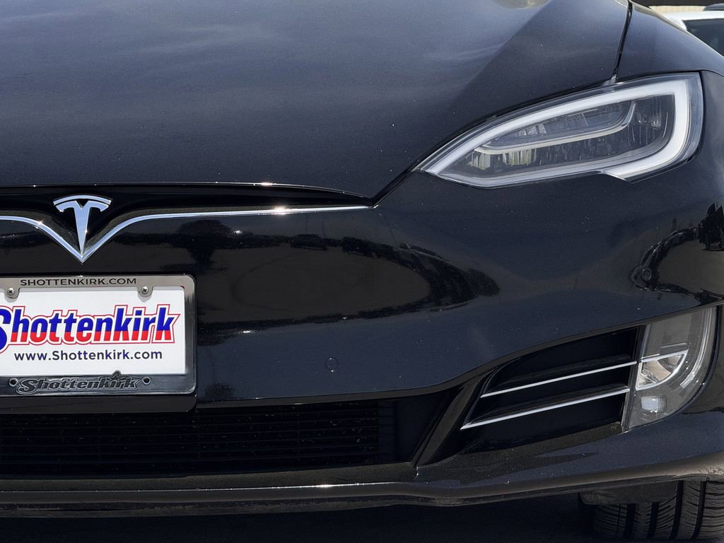 Used 2019 Tesla Model S Performance image 8