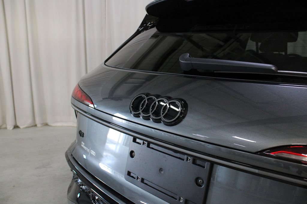 New 2026 Audi Q3 quattro 2.0T AWD/4WD image 32