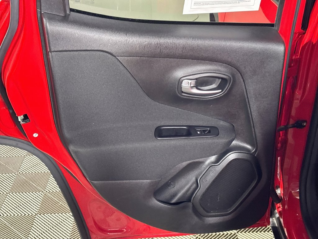 Used 2021 Jeep Renegade Sport AWD/4WD image 18
