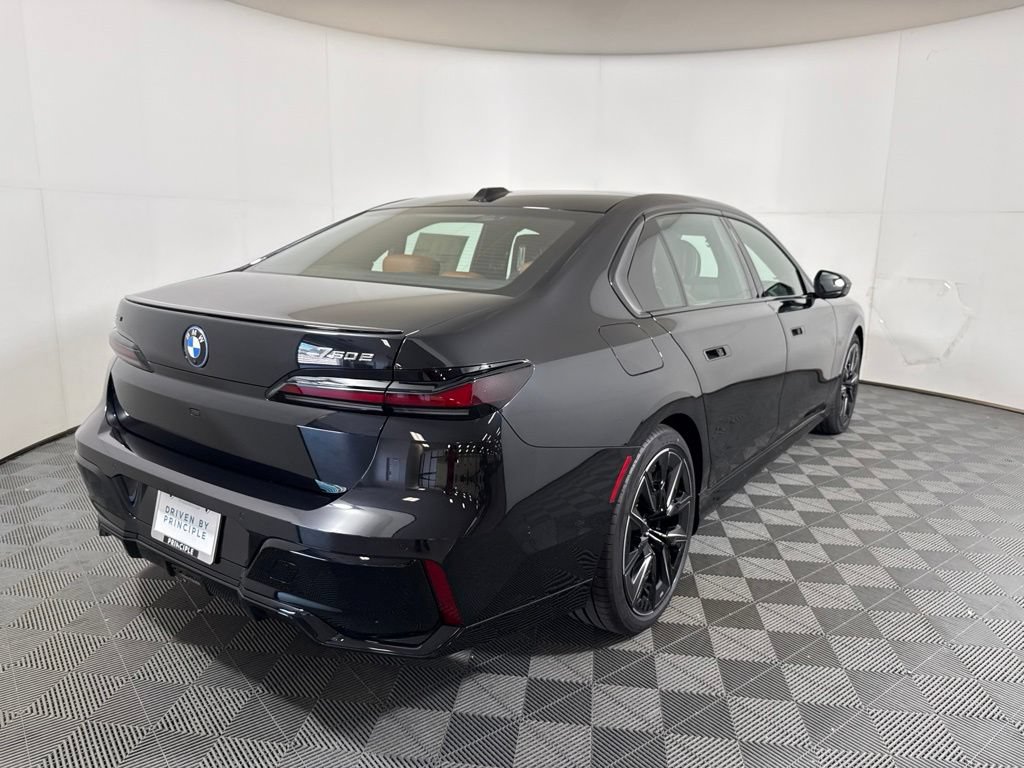 New 2026 BMW 750e xDrive w/ Executive Package AWD/4WD image 4
