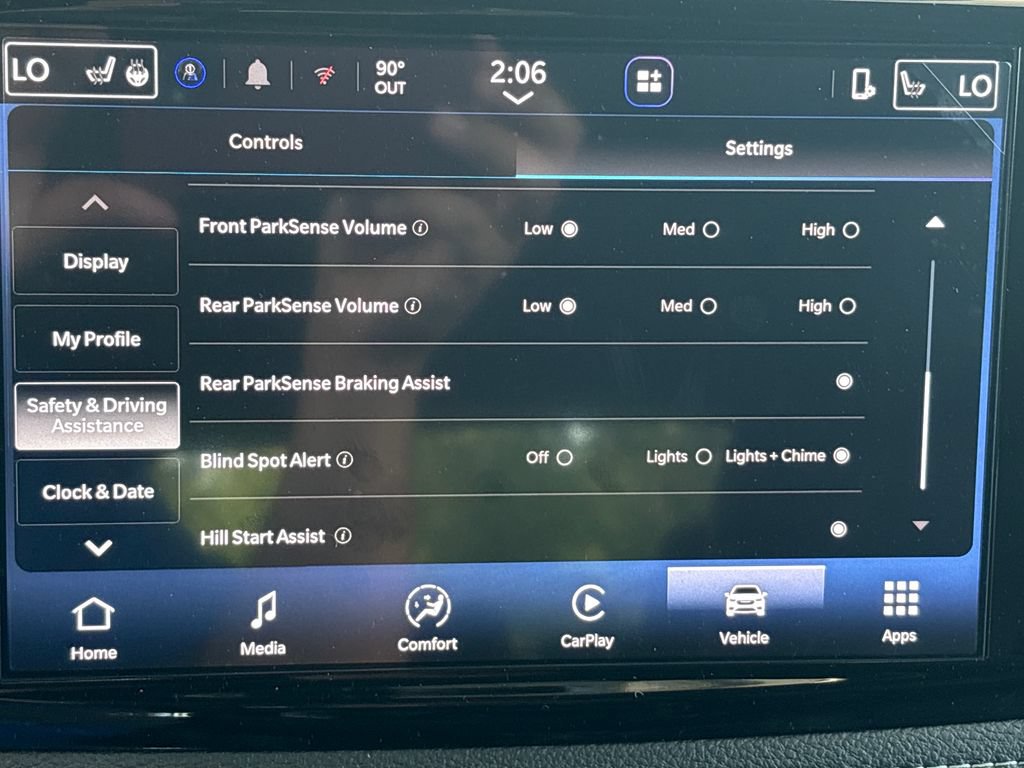New 2027 Chrysler Pacifica Select FWD image 7