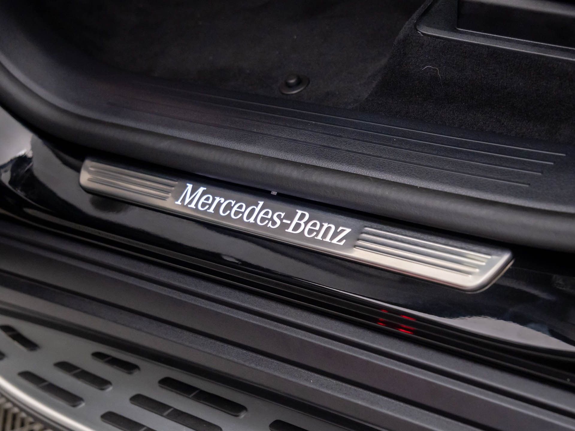 New 2026 Mercedes-Benz GLS 580 4MATIC image 16