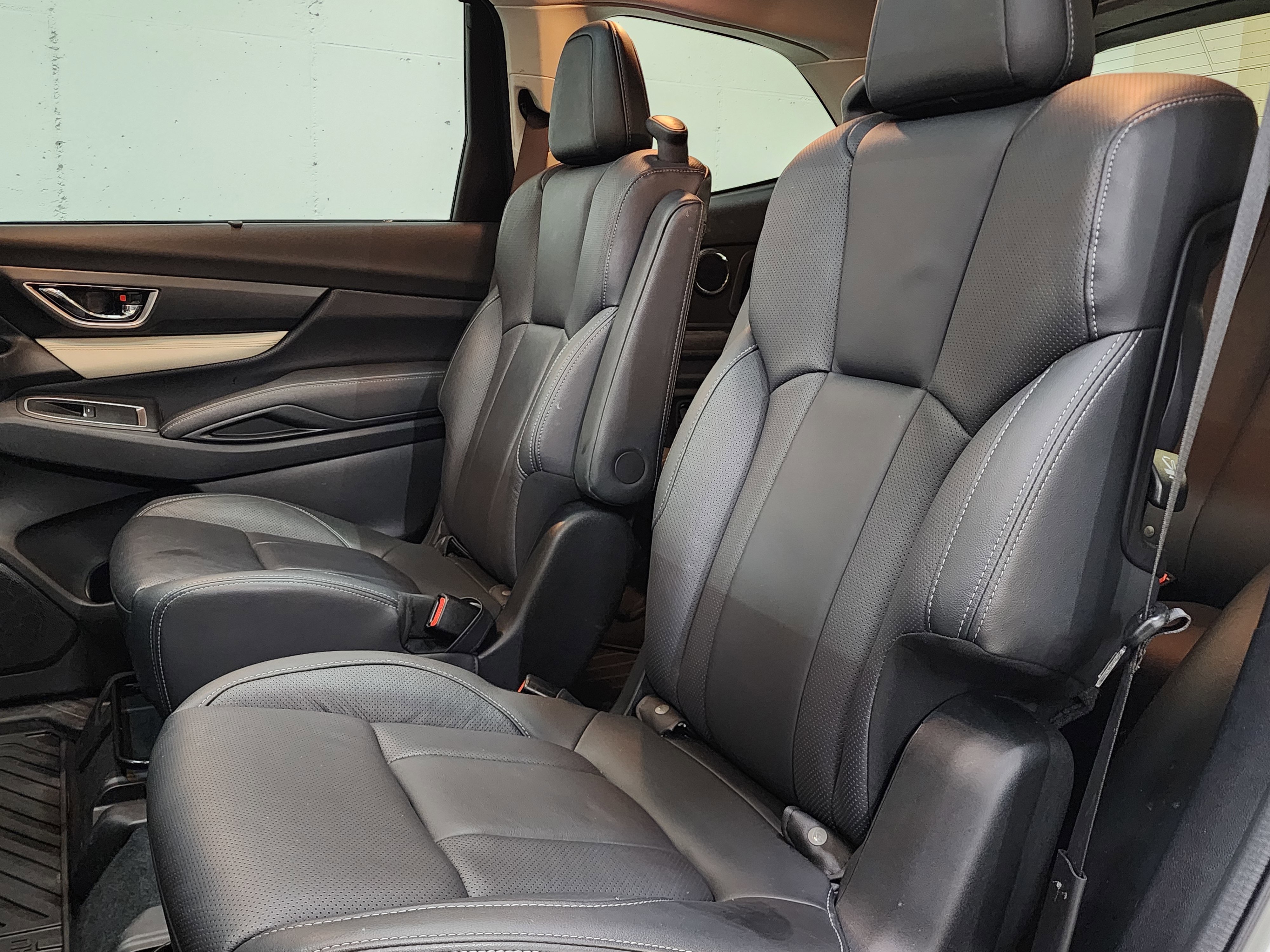 Used 2021 Subaru Ascent Limited w/ Technology Package image 15