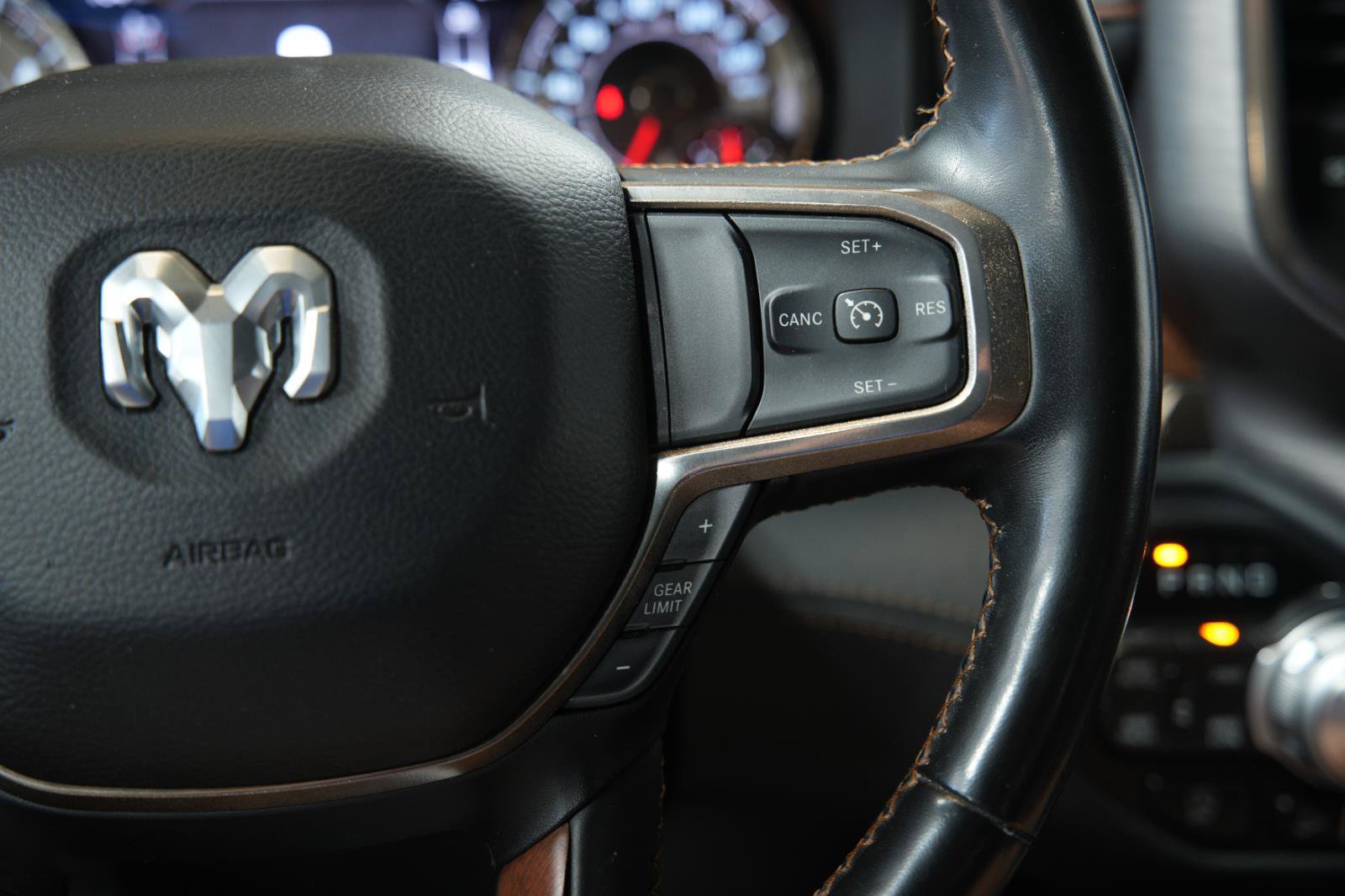 Used 2020 RAM 1500 Limited w/ Off Road Group AWD/4WD image 39