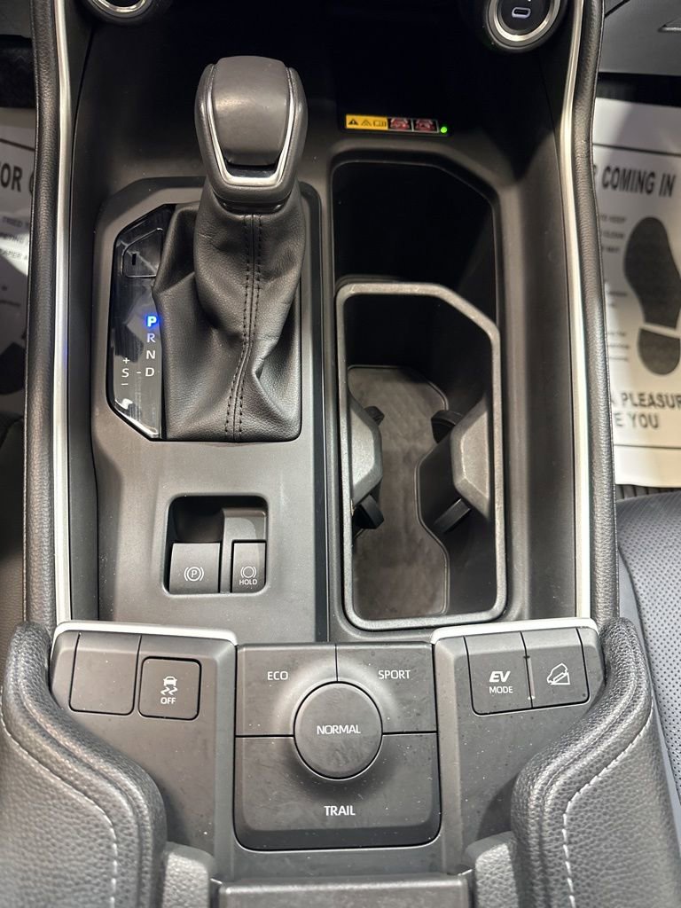 Used 2024 Toyota Grand Highlander Limited image 33