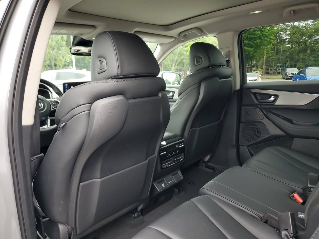 Certified 2026 Acura MDX FWD image 12