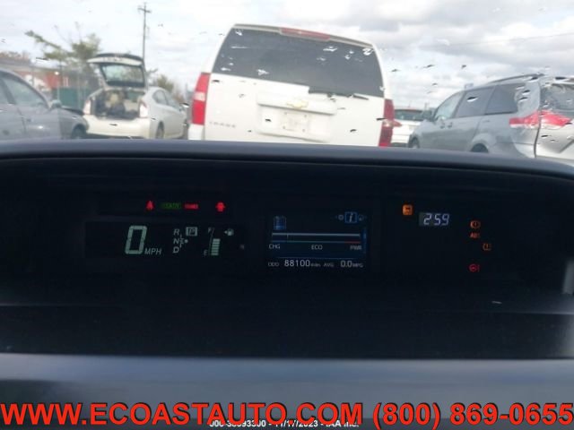 Used 2015 Toyota Prius V Three image 12