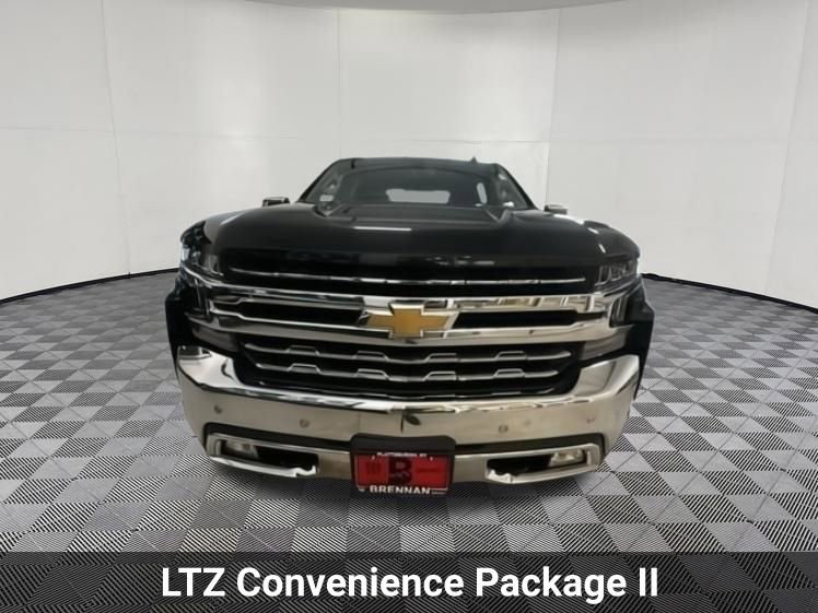 Used 2022 Chevrolet Silverado 1500 LTZ AWD/4WD image 3