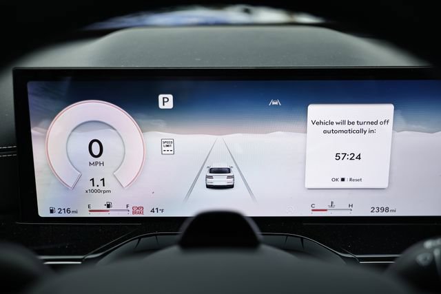 Certified 2025 Genesis GV80 2.5T Standard image 30