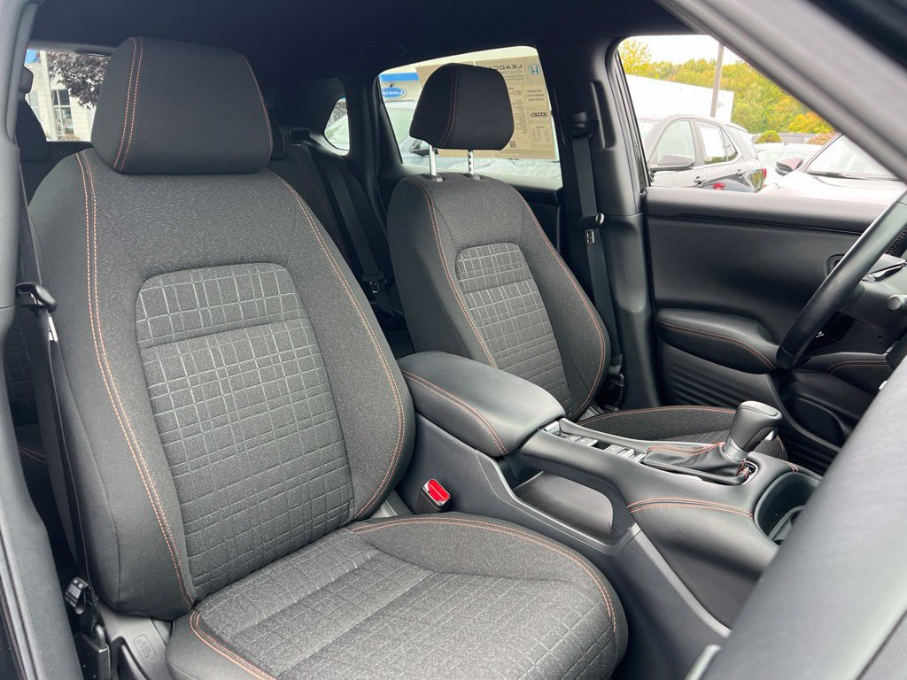 Used 2025 Honda HR-V Sport image 25