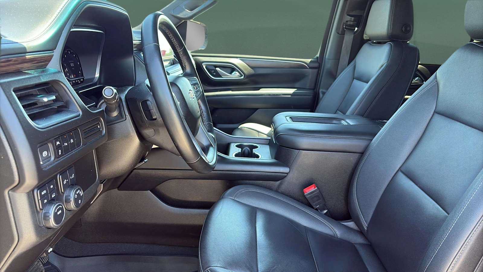 Used 2023 Chevrolet Tahoe LT AWD/4WD image 15