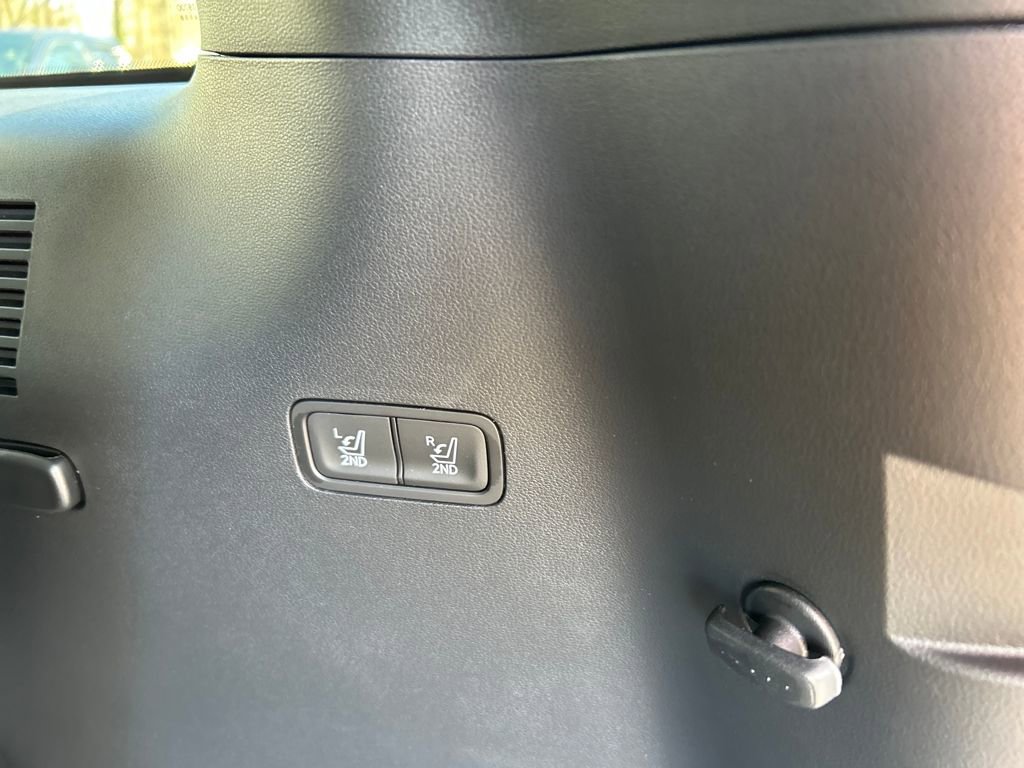 Used 2026 Hyundai Santa Fe SEL image 33