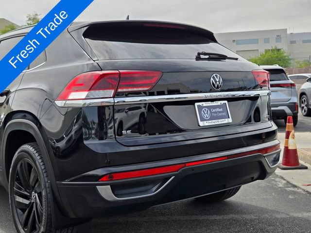 Certified 2022 Volkswagen Atlas Cross Sport SE w/ Panoramic Sunroof Package AWD/4WD image 5