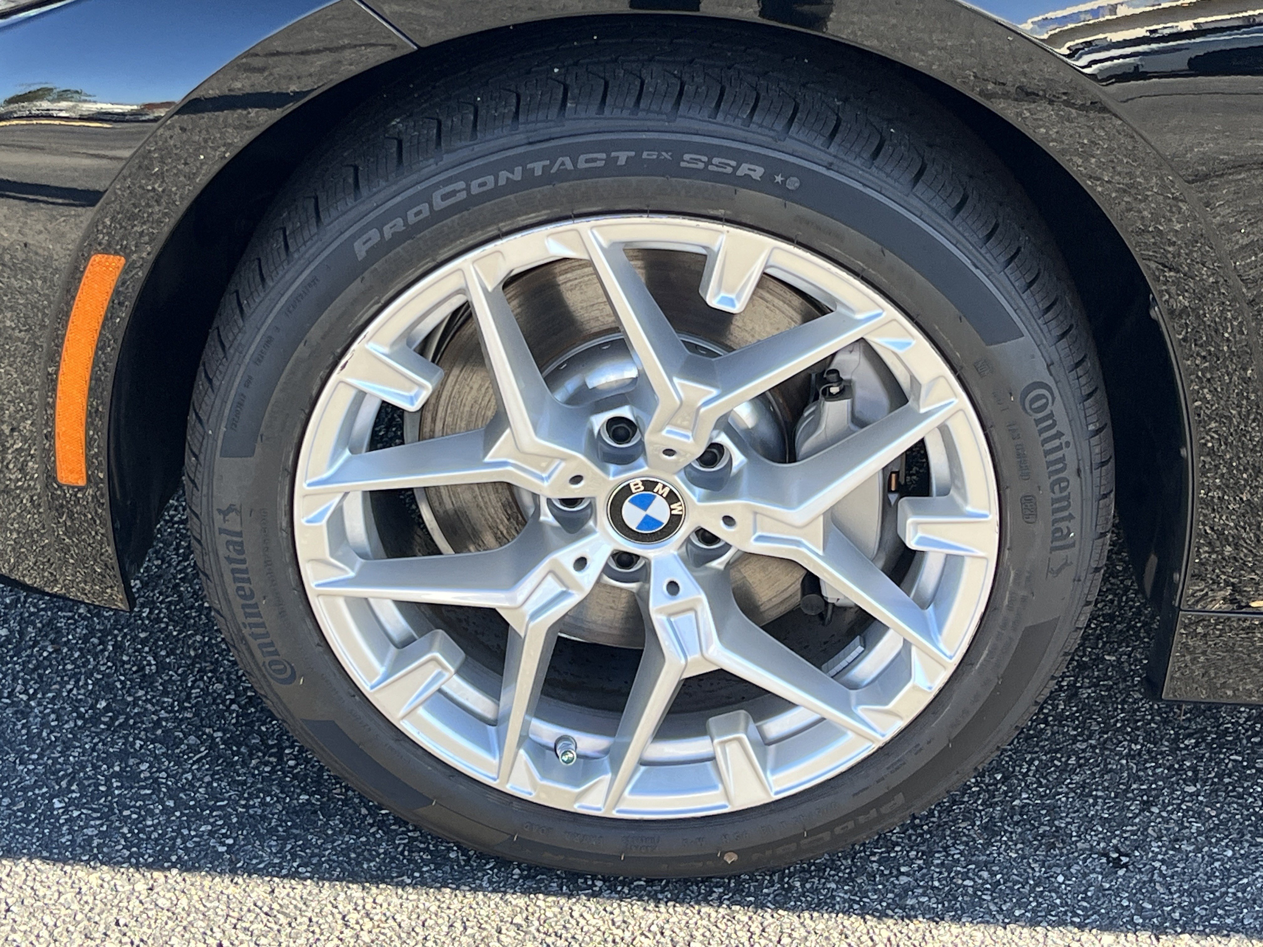 New 2026 BMW 330i Sedan w/ Convenience Package RWD image 29