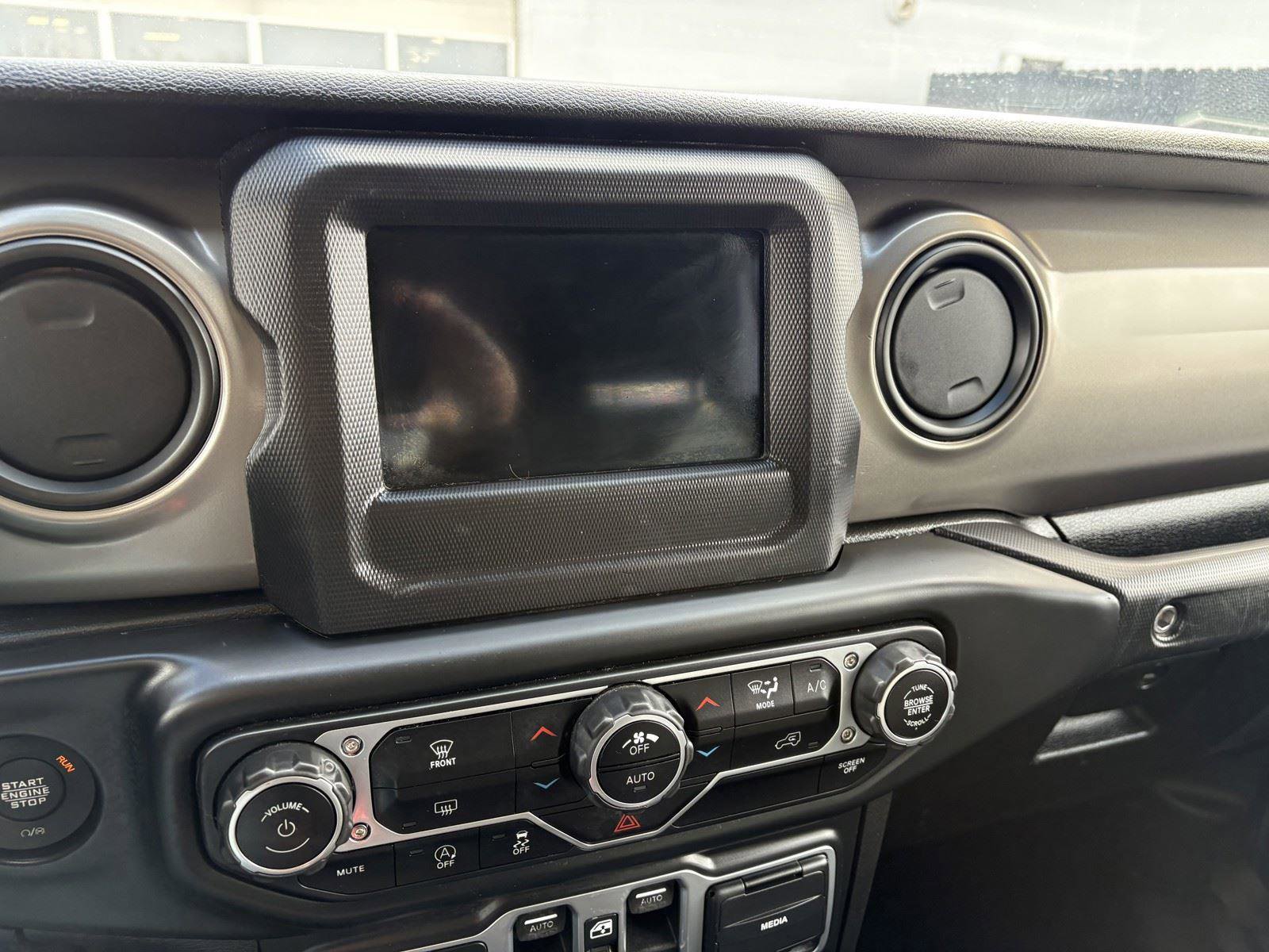 Used 2018 Jeep Wrangler Unlimited Sport S image 16