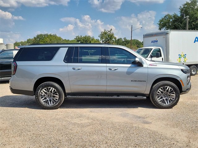 New 2026 Chevrolet Suburban Z71 image 39