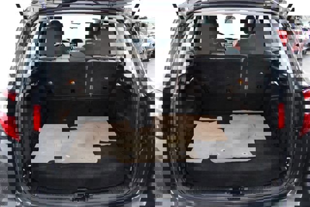 Used 2013 Ford C-MAX SE FWD image 22