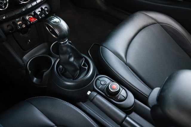 Used 2019 MINI Cooper 2-Door Hardtop image 40