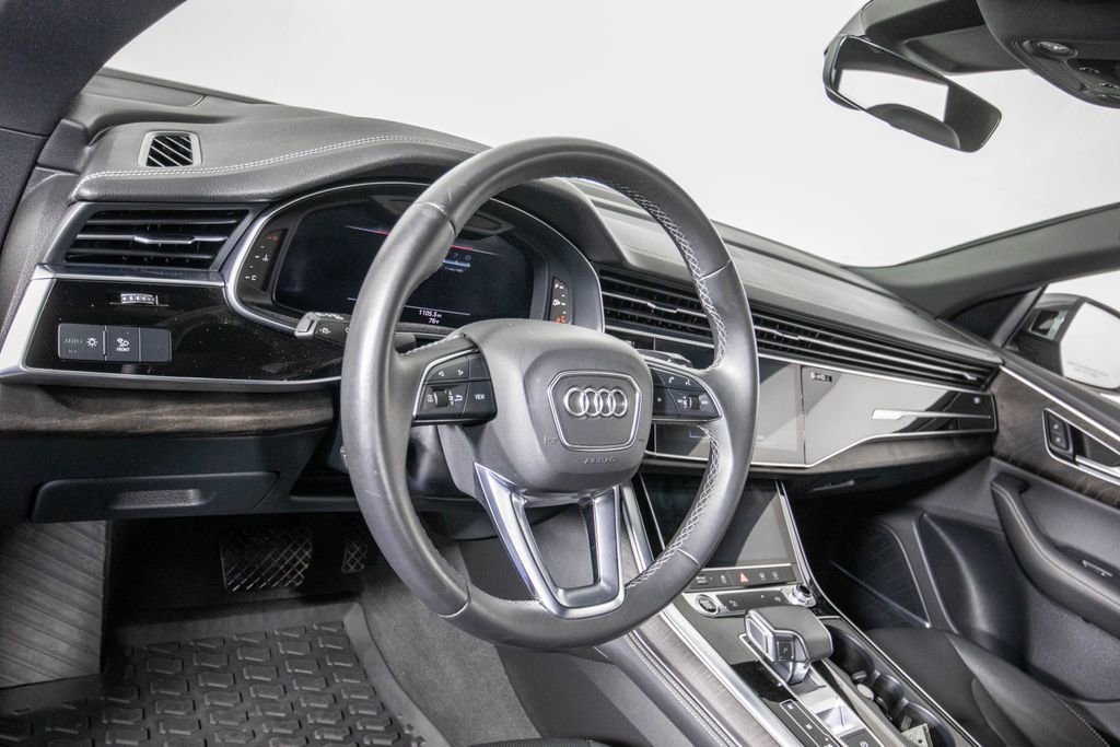 Used 2023 Audi Q8 Premium Plus AWD/4WD image 16