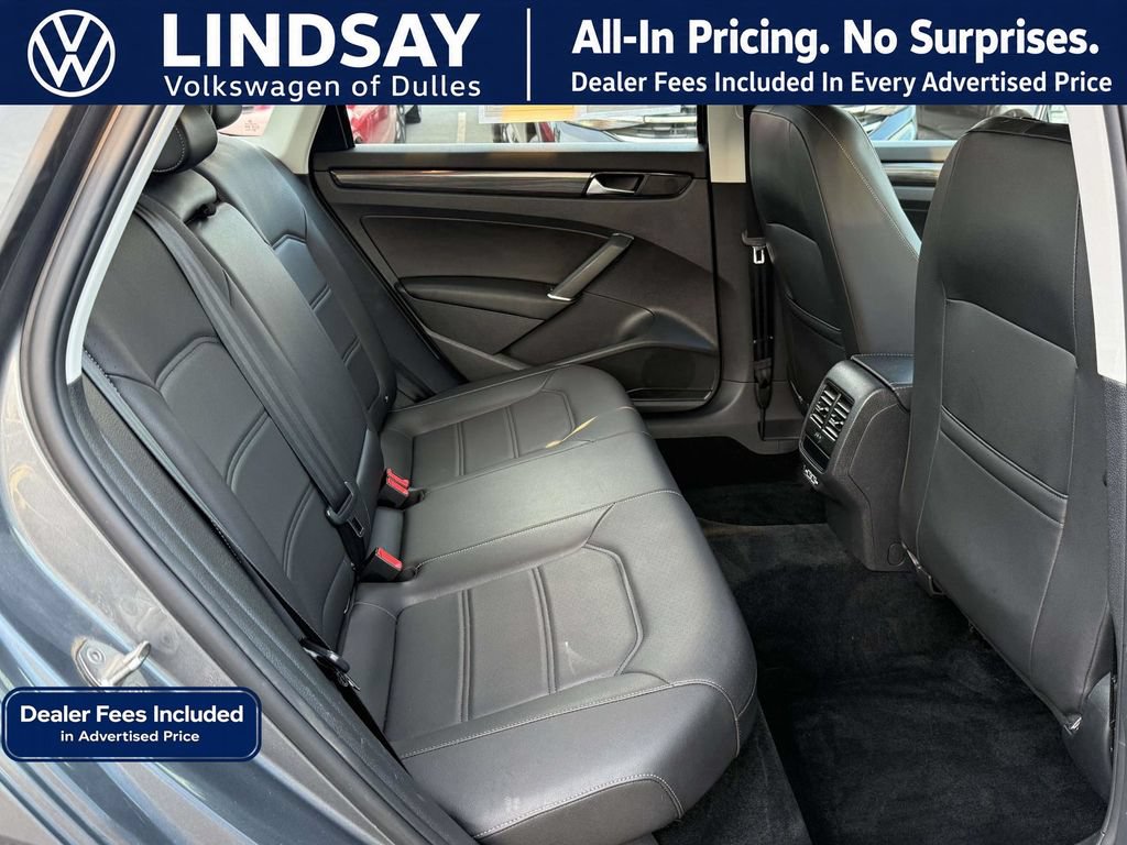 Used 2020 Volkswagen Passat 2.0T R-Line FWD image 13