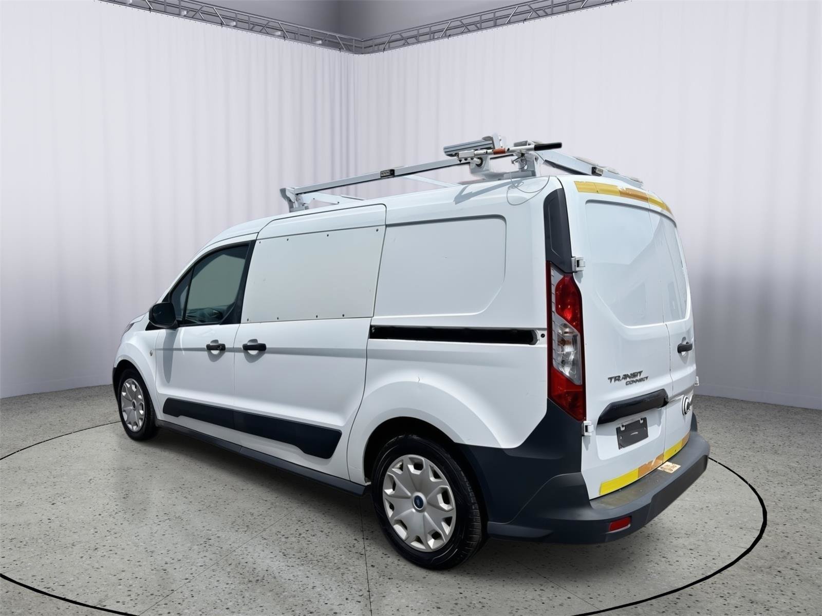 Used 2016 Ford Transit Connect XL FWD image 10
