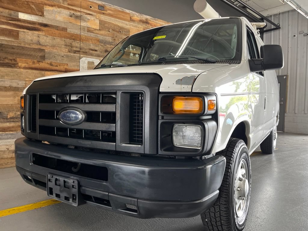 Used 2012 Ford E-250 and Econoline 250 w/ Commercial Cargo Van Pkg RWD image 43