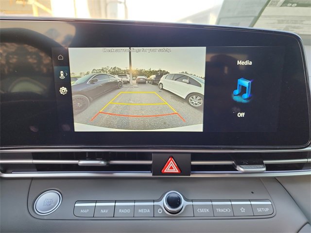 New 2025 Hyundai Elantra SEL w/ Cargo Package image 18