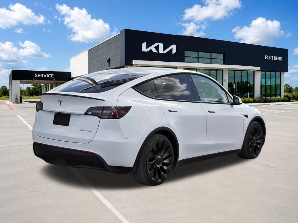 Used 2022 Tesla Model Y Performance AWD/4WD image 5