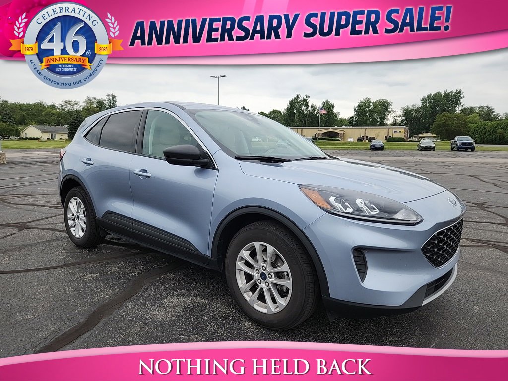 Used 2022 Ford Escape SE w/ Convenience Package