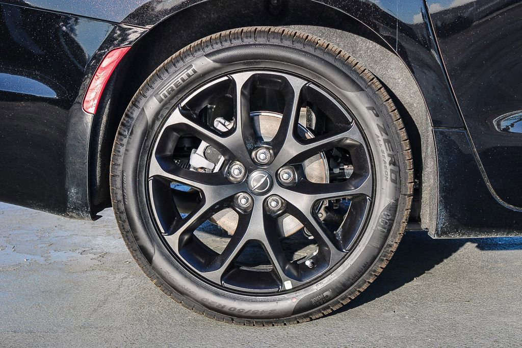 New 2026 Chrysler Pacifica Select w/ S Appearance Package image 10