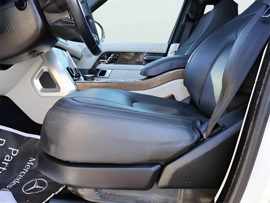 Used 2018 Land Rover Range Rover Supercharged image 37