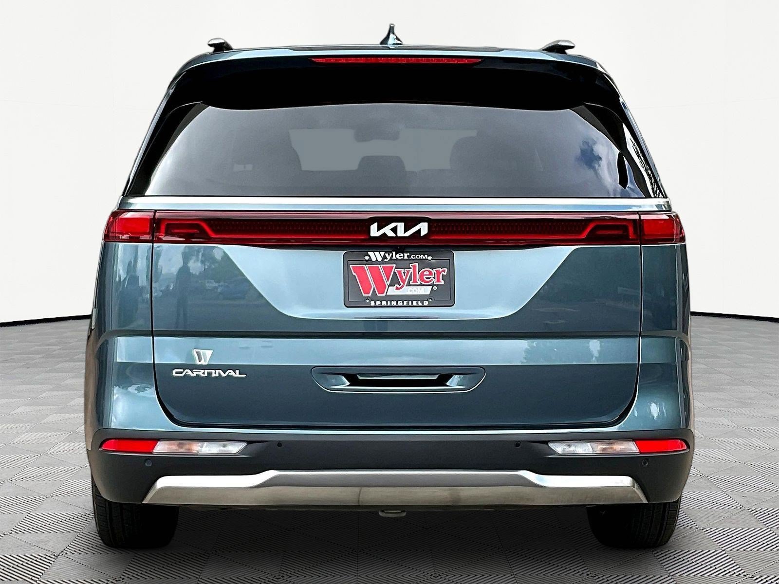 Used 2024 Kia Carnival SX Prestige FWD image 5