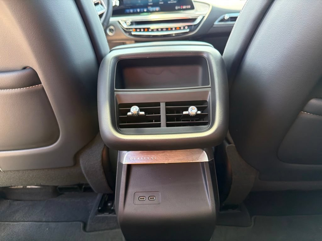 Certified 2024 Cadillac Lyriq Luxury RWD image 15