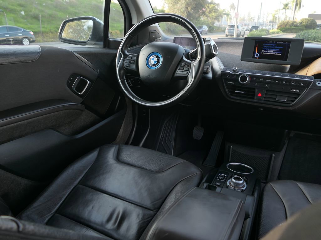 Used 2014 BMW i3 w/ Range Extender image 28
