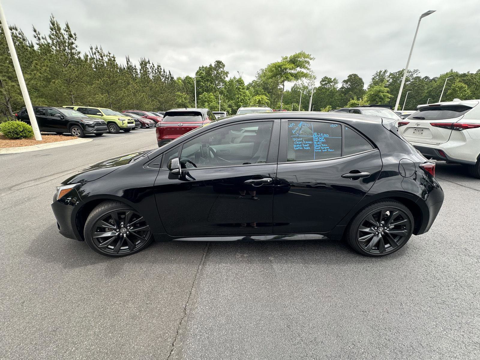 Used 2024 Toyota Corolla XSE FWD image 9