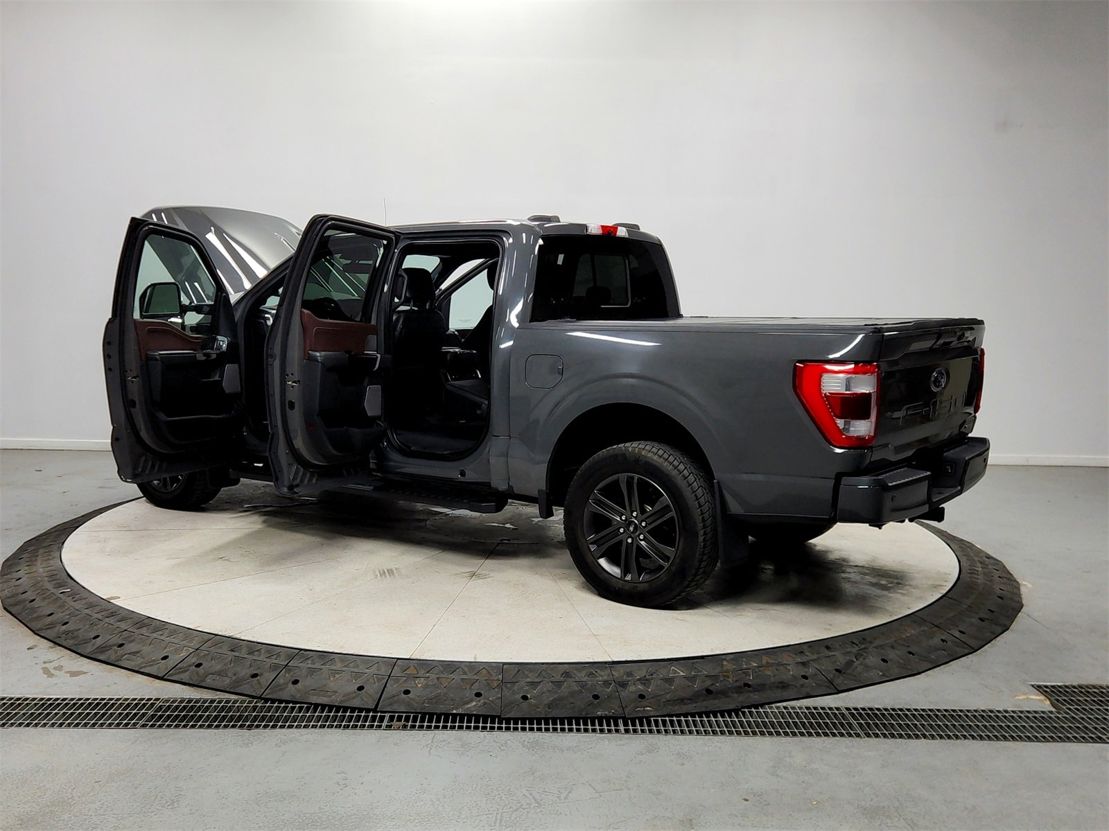 Used 2021 Ford F150 Lariat w/ Equipment Group 502A High image 13