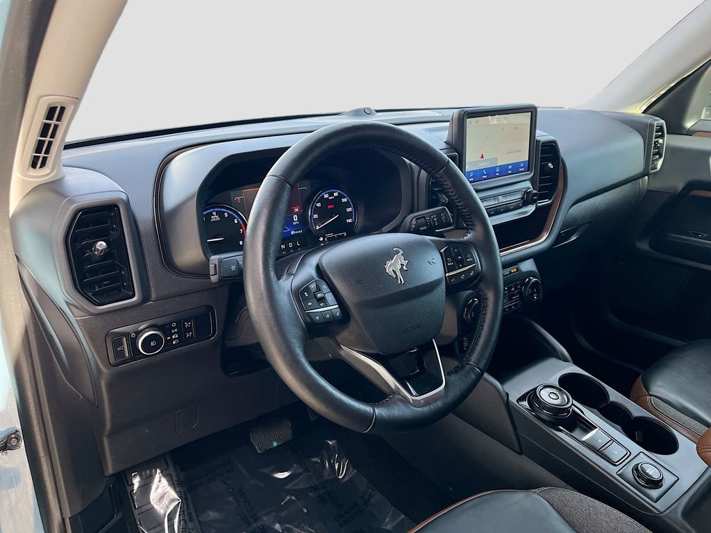 Used 2023 Ford Bronco Sport Outer Banks w/ Tech Package image 9