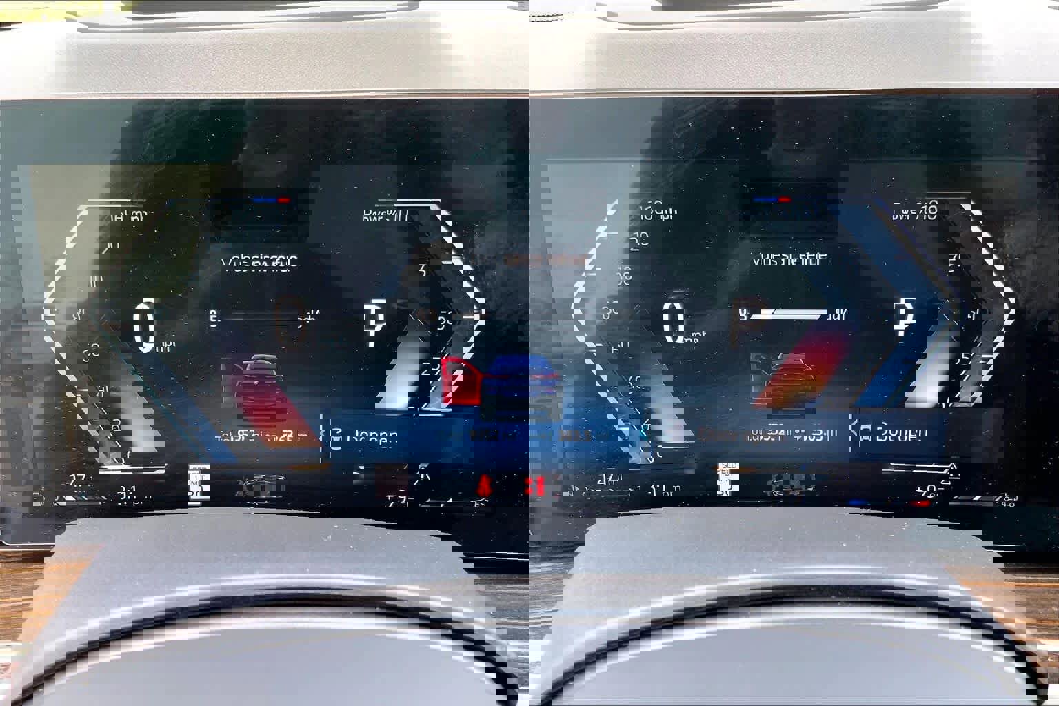 Certified 2024 BMW X6 xDrive40i w/ Premium Package image 23