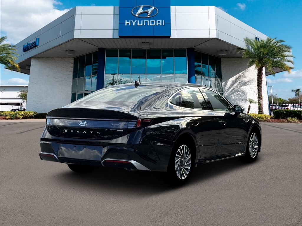 New 2026 Hyundai Sonata Limited FWD image 8
