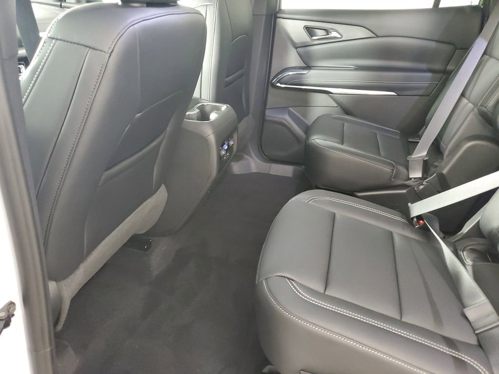 New 2026 Chevrolet Traverse LT w/ Midnight/Sport Edition image 13