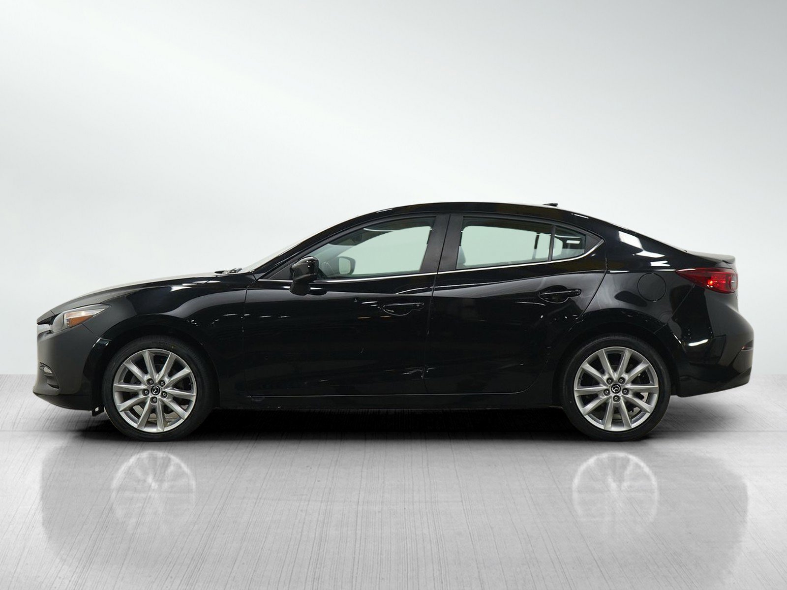 Used 2017 MAZDA MAZDA3 Touring w/ Popular Equipment Package FWD image 2