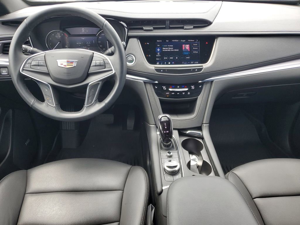 Used 2025 Cadillac XT5 Luxury w/ LPO, Floor Liner Package AWD/4WD image 21