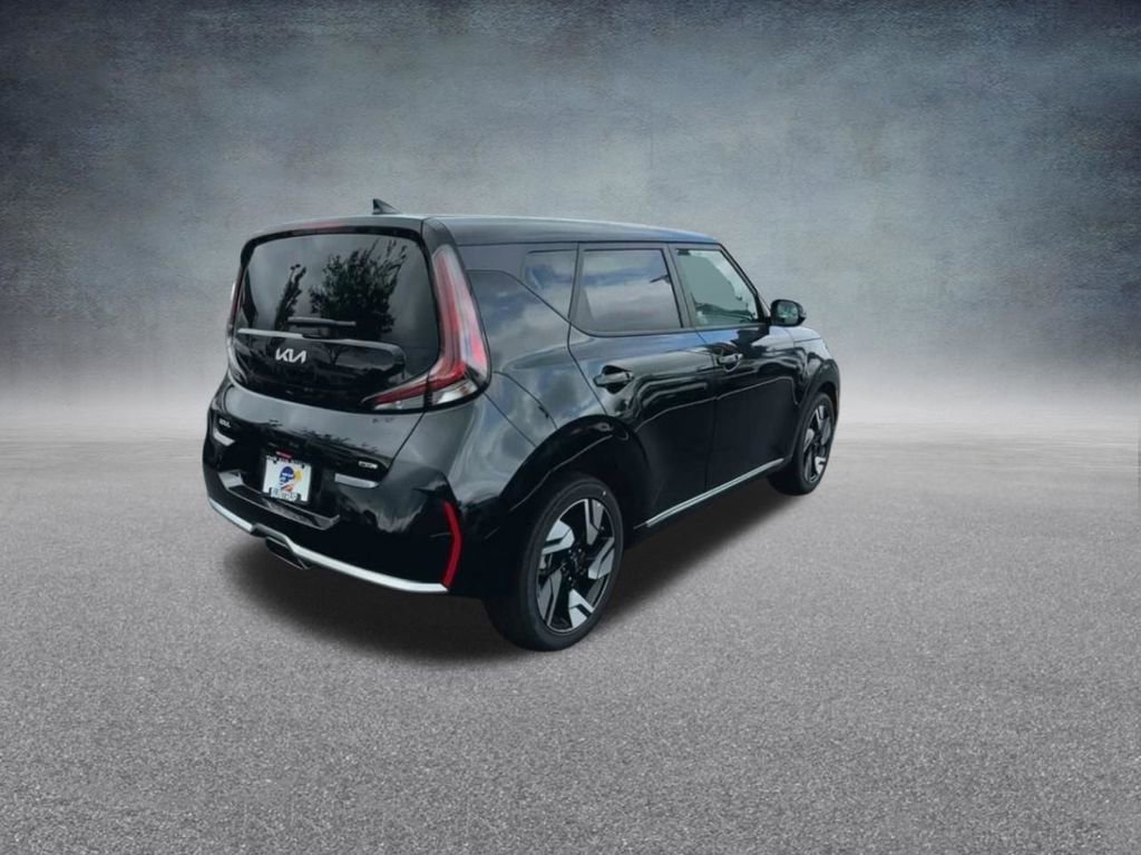 Used 2024 Kia Soul GT-Line FWD image 23