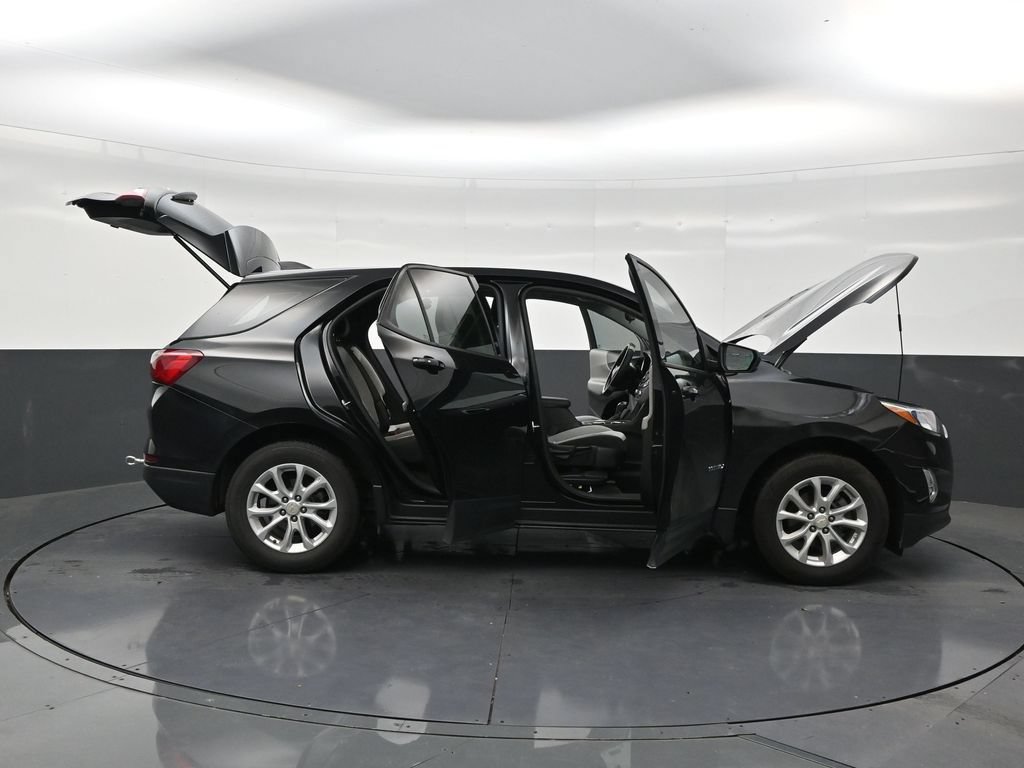 Used 2019 Chevrolet Equinox LS FWD image 28