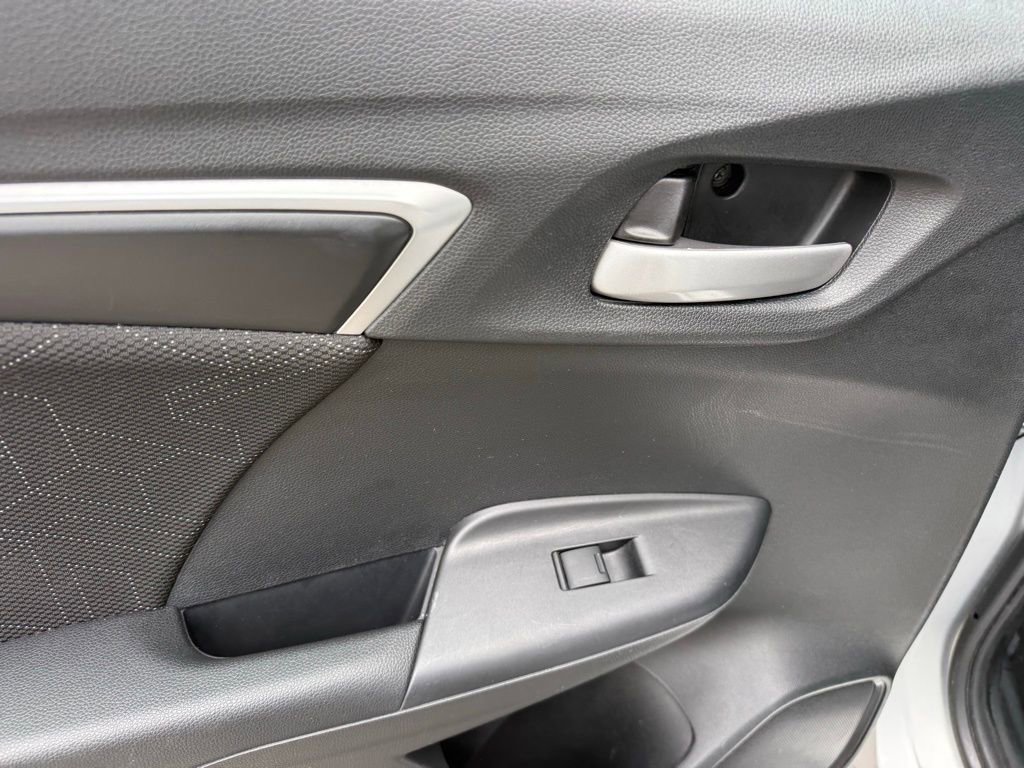 Used 2015 Honda Fit EX image 31