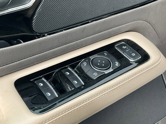 Used 2021 Lincoln Aviator Reserve w/ Equipment Group 201A AWD/4WD image 27