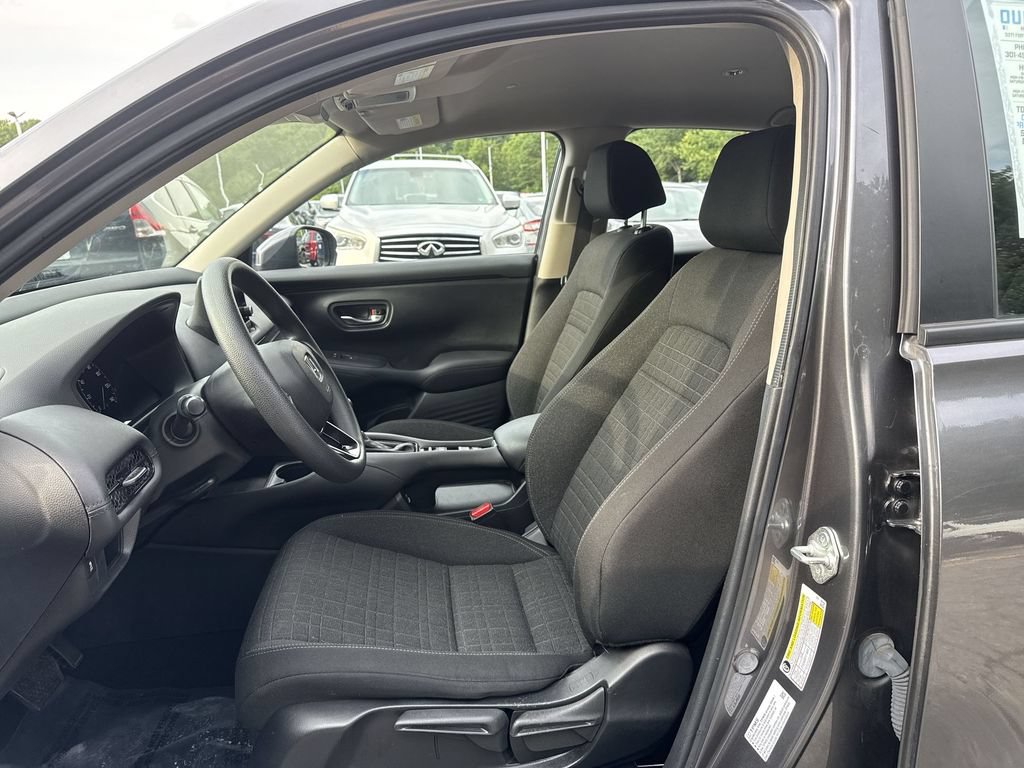 Used 2023 Honda HR-V LX image 13