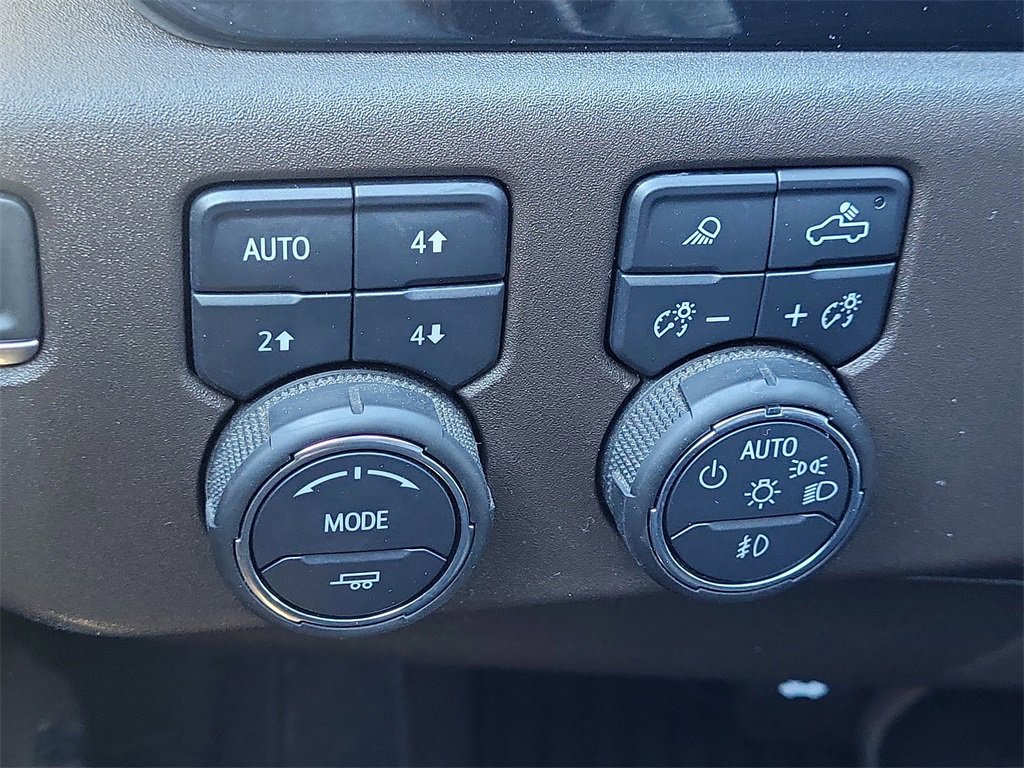 Certified 2025 Chevrolet Silverado 1500 LTZ w/ Z71 Off-Road Package image 28