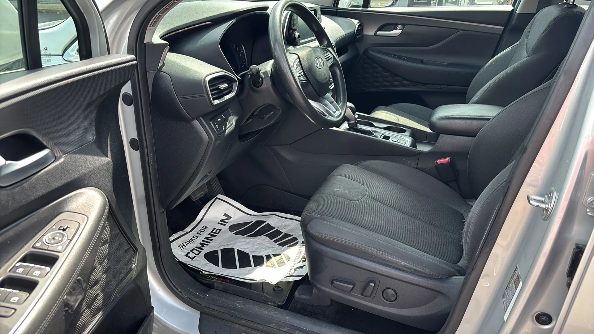 Used 2019 Hyundai Santa Fe SEL AWD/4WD image 10
